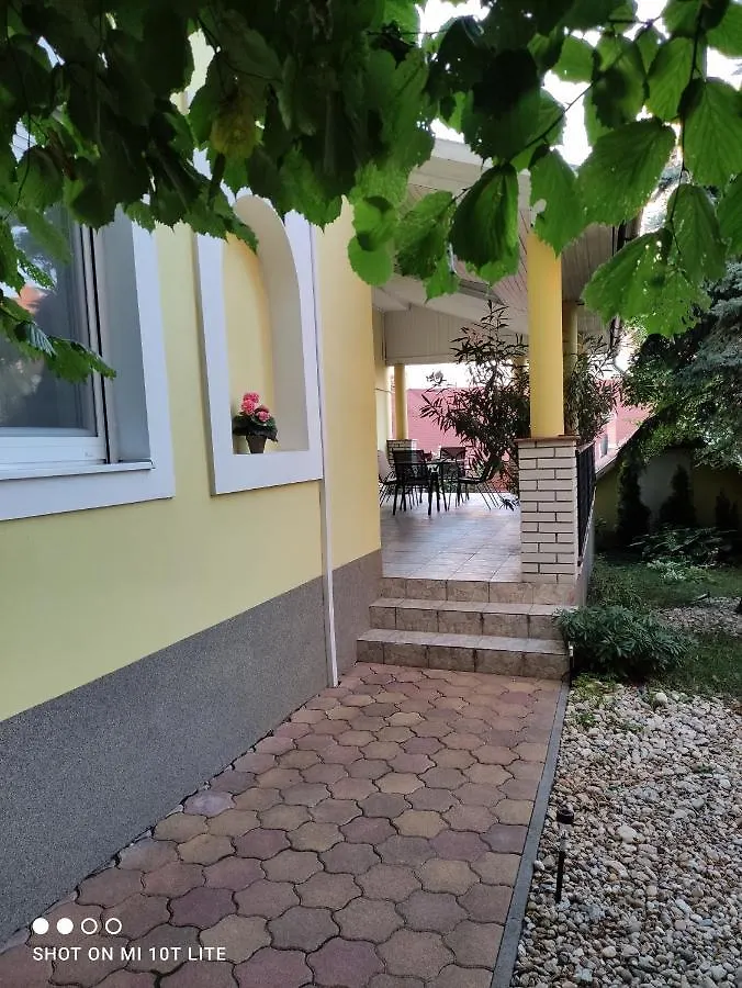 Apartment Szitakoeto Apartman Eger