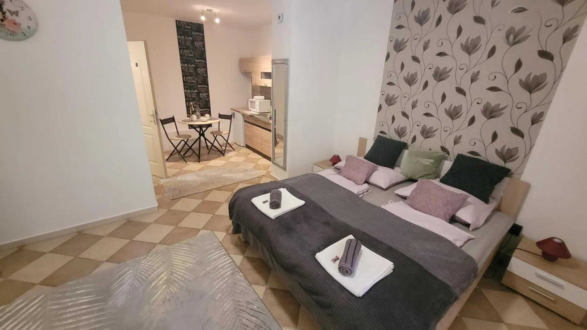 Szitakoeto Apartman Eger Apartment